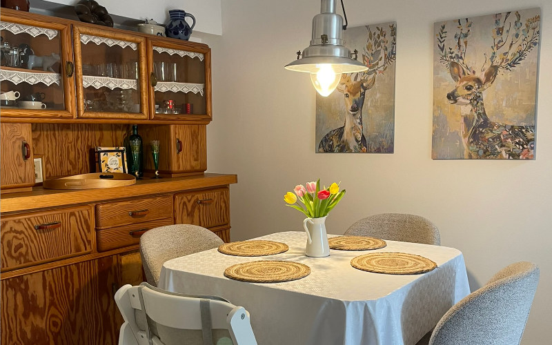 gemütliche Essecke in der ›Ahrliebe‹